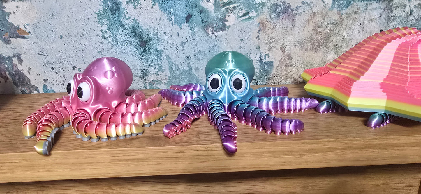 3D Printed Multicolor Octopus Couple – Cute Romantic Scene, Articulated Octopus Figurines, Ocean Decor, Gift for Couples